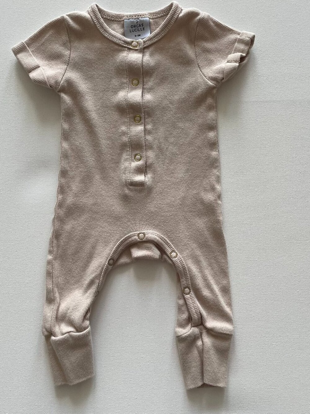 Orcas Lucille Ribbed Short Sleeve Henley Romper Khaki 0–3M Neutral Minimalist